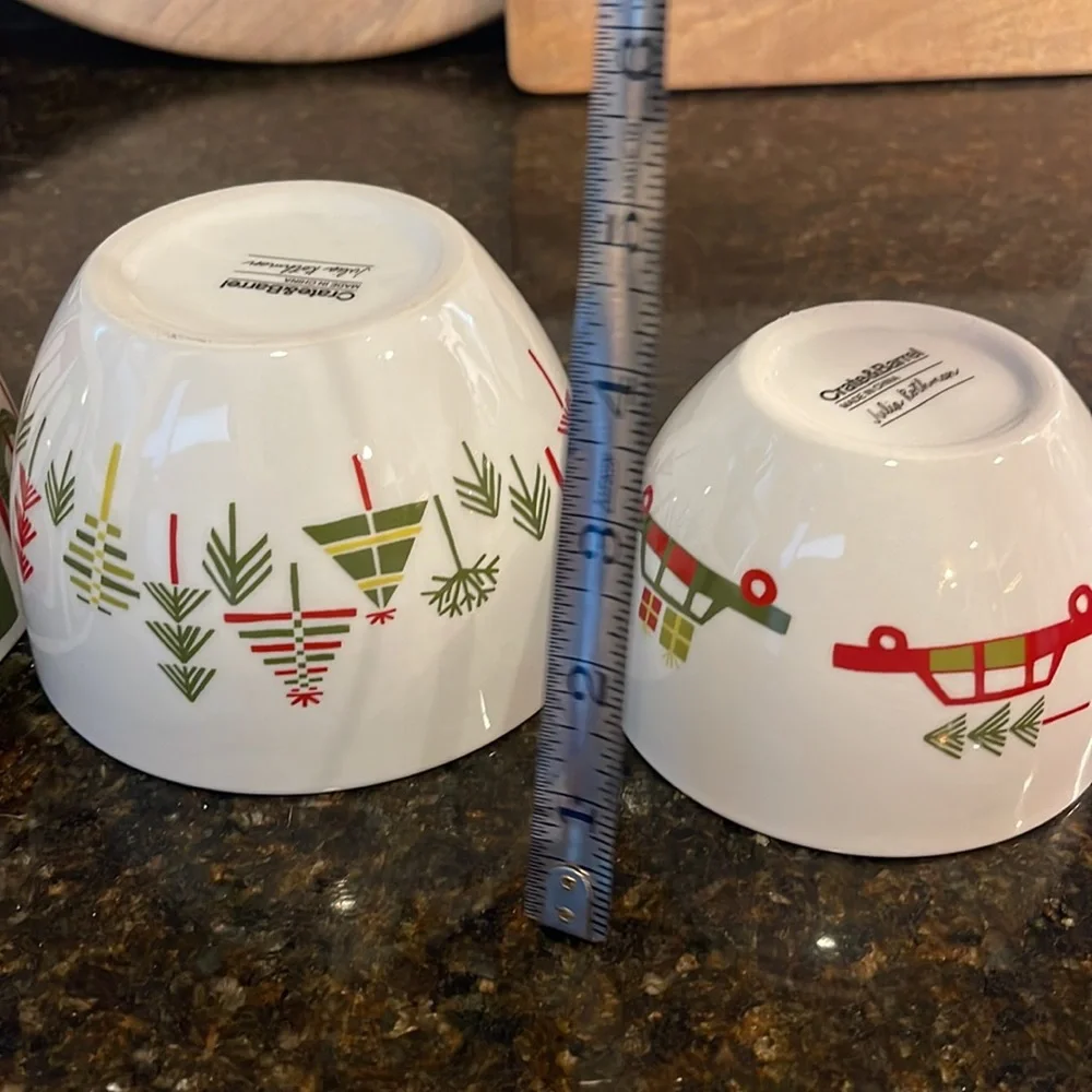 Crate&Barrel set of three nesting bowls Julia Rothman Holiday